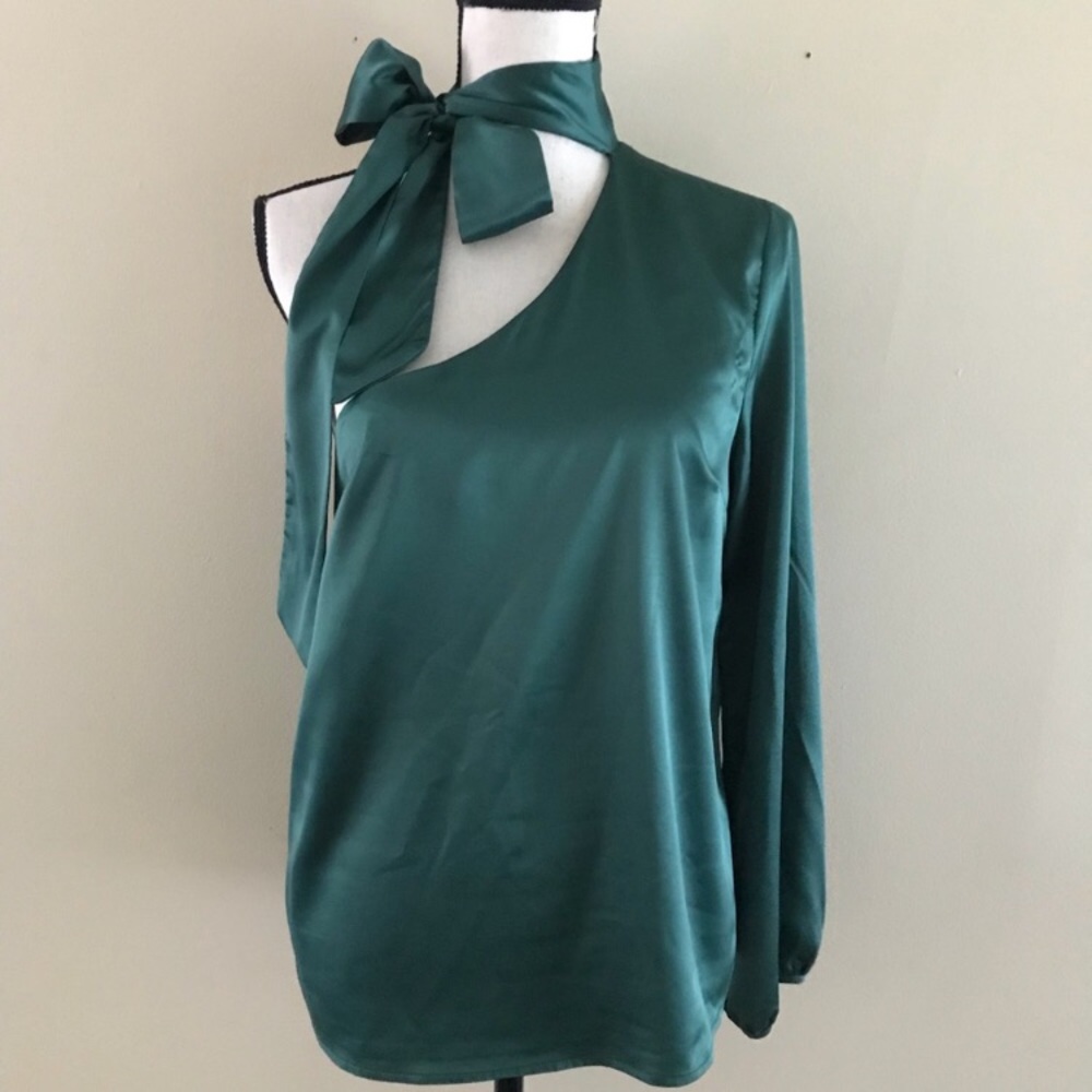 NSR One Shoulder Satin Green Top Size Large